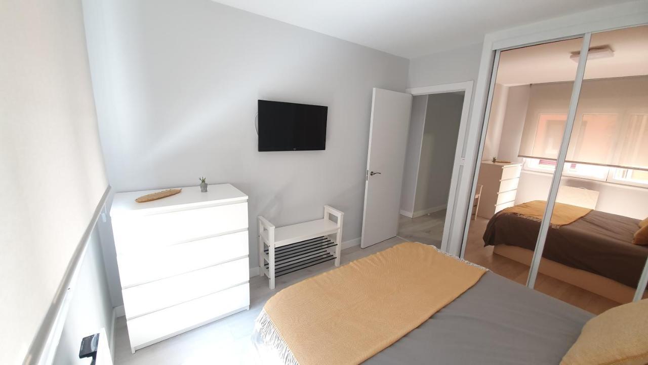 Centro-Puerto Deportivo Appartement Gijón Buitenkant foto