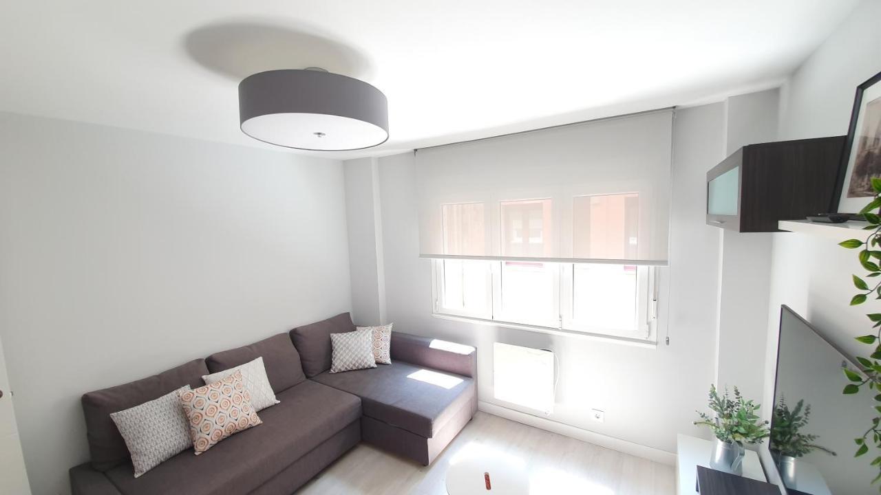 Centro-Puerto Deportivo Appartement Gijón Buitenkant foto